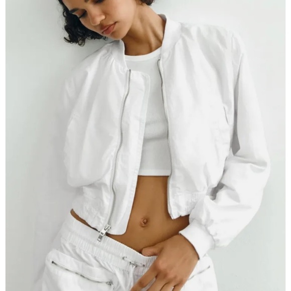 Zara Jackets & Blazers - BNWT cropped bomber